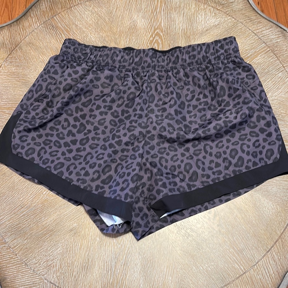 Leopard print athletic shorts like new
